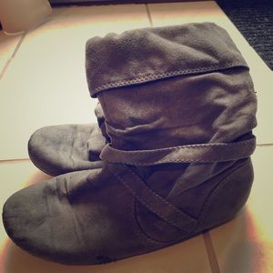 Gray boots
